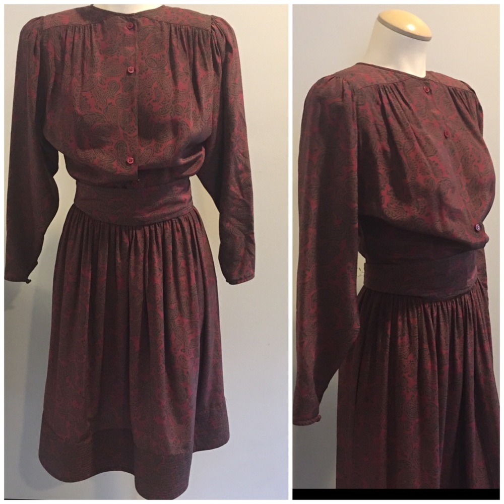 ALBERT NIPON SILK VINTAGE DRESS WITH BELT DETAIL